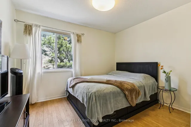 Additional image 21 of 83 Mondeo Dr Unit 201