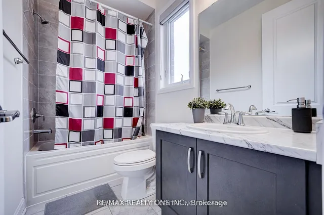 Additional image 29 of 438 North Park Blvd