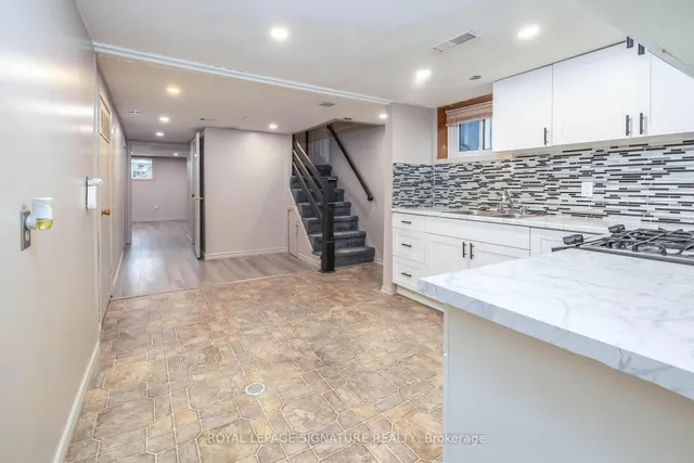 Additional image 23 of 93 Flora Dr