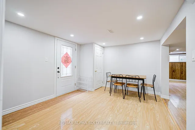 Additional image 31 of 70 Clydesdale Dr