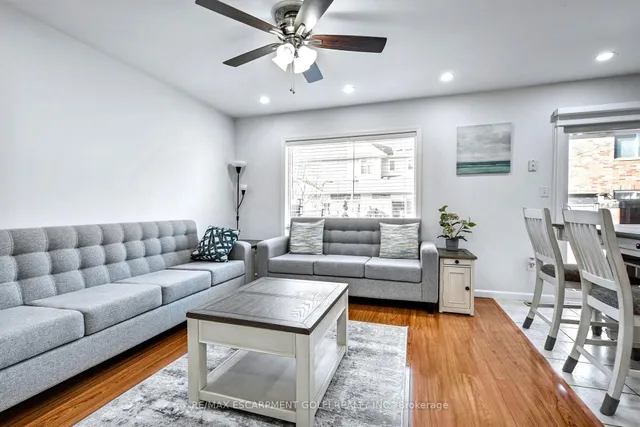 Additional image 8 of 4043 Gunby Cres