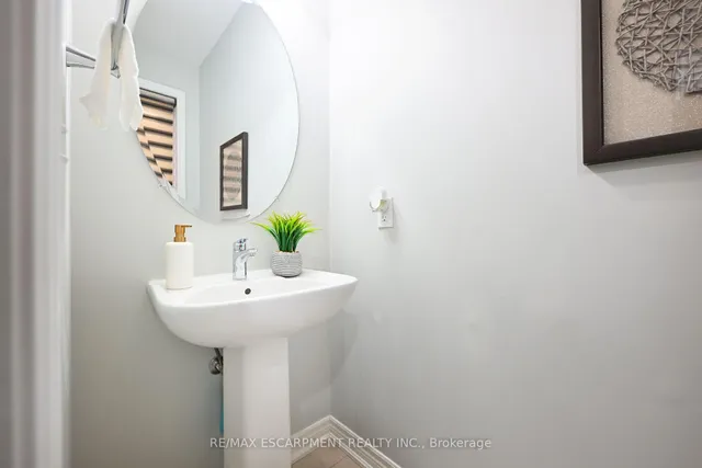 Additional image 5 of 71 Chaumont Dr