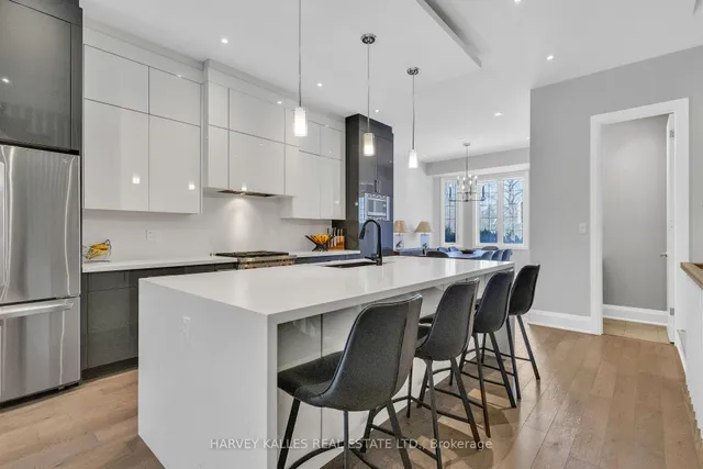 Additional image 10 of 1256 Avenue Rd