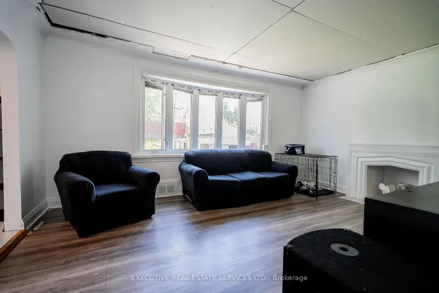 Additional image 12 of 49 Trethewey Dr