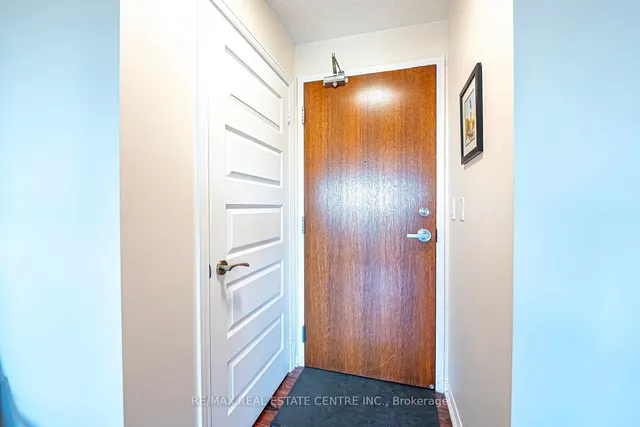 Additional image 7 of 215 Queen St Unit 505