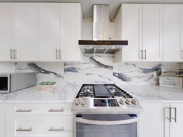 Additional image 19 of 22 Gleason Cres Unit 11