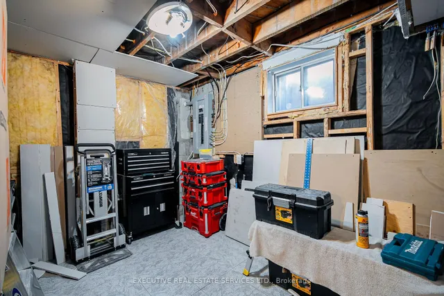 Additional image 33 of 49 Trethewey Dr