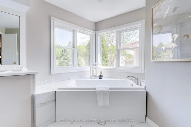 Additional image 32 of 2053 Deer Run Ave