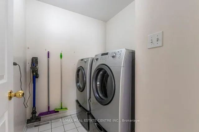 Additional image 23 of 46 Livingston Rd