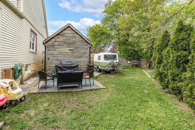 Additional image 43 of 464 Herkimer St