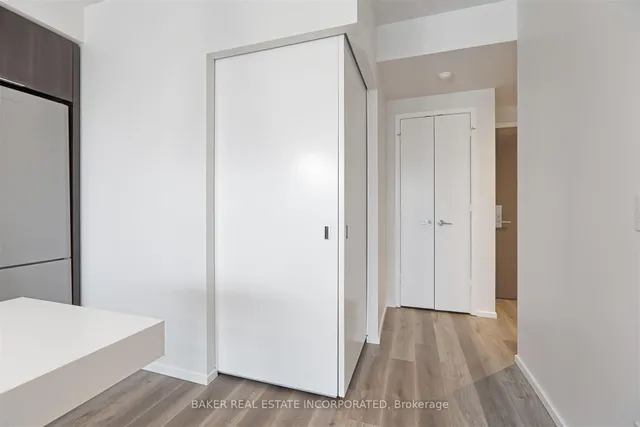 Additional image 14 of 101 Charles St Unit 1703