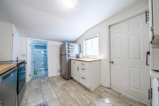 Additional image 22 of 230 Emerald St