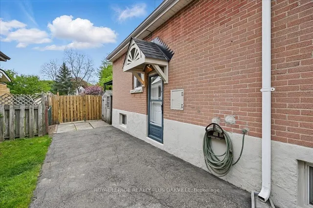 Additional image 37 of 361 East 23rd St