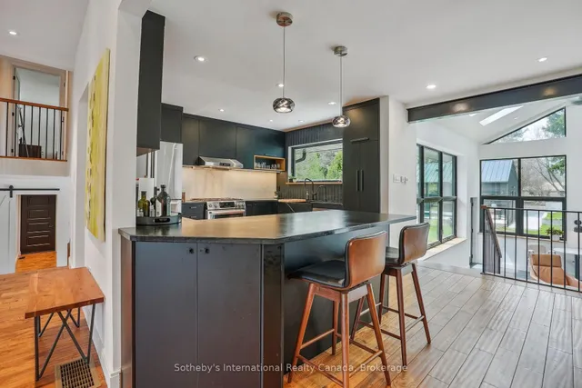 Additional image 11 of 3 Forest Ave