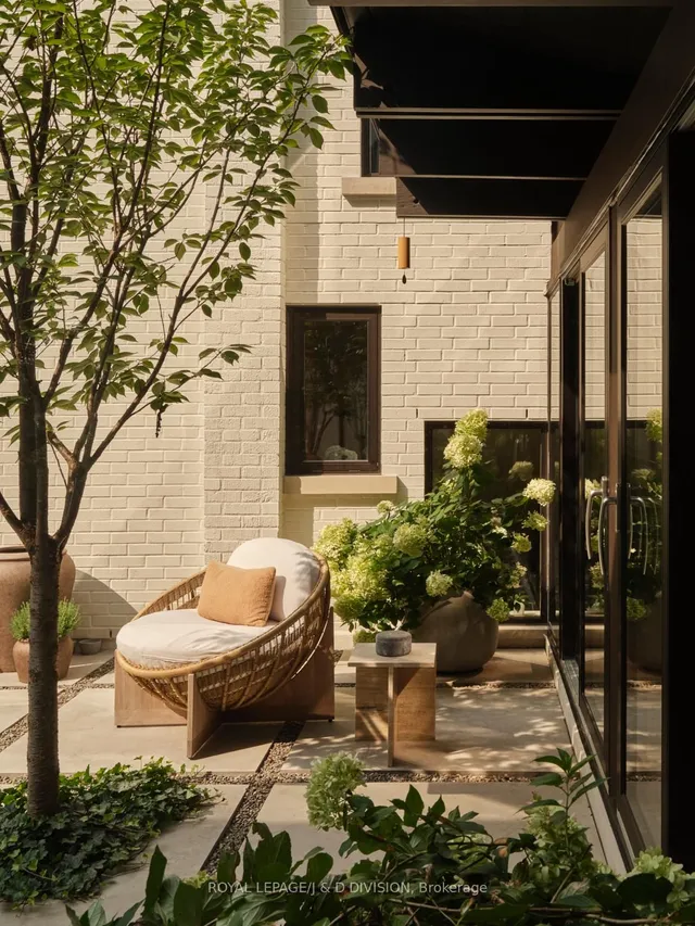 Additional image 18 of 43 Douglas Cres