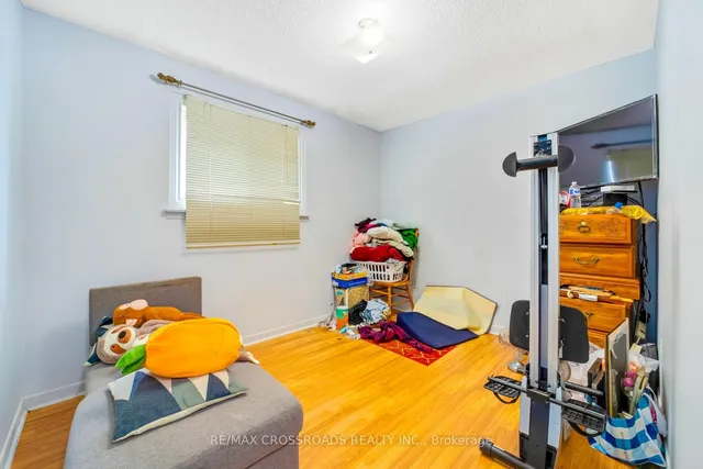 Additional image 16 of 32 Lighthall Cres