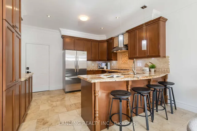 Additional image 15 of 16 Begonia Cres