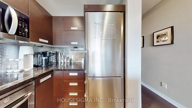 Additional image 18 of 88 Park Lawn Rd Unit 1815