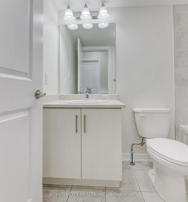 Additional image 14 of 2205 LILLYKIN St Unit 4