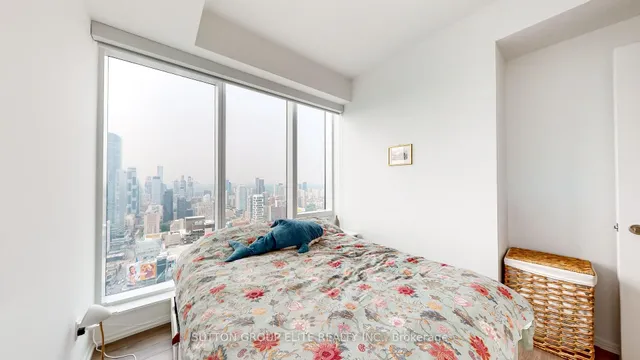 Additional image 25 of 197 YONGE St Unit 4902