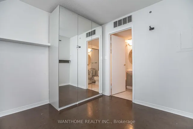 Additional image 25 of 30 Western Battery Rd Unit 318