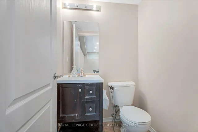 Additional image 19 of 2551 Sixth Line Unit 25