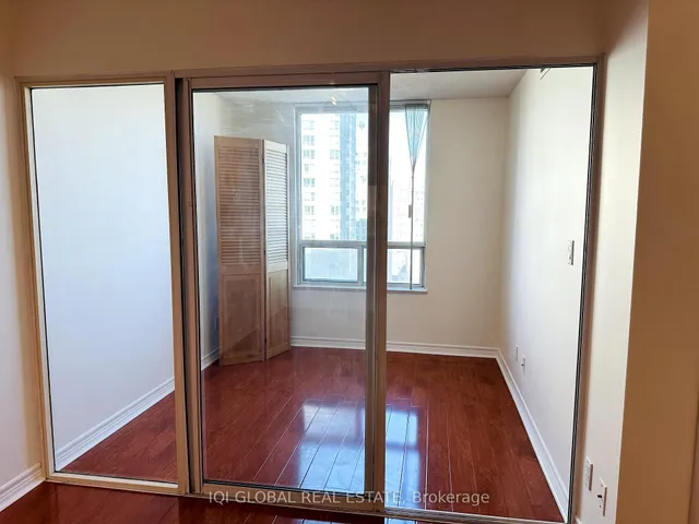 Additional image 23 of 68 Corporate Dr Unit 1831