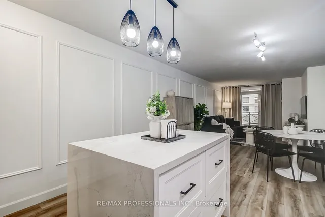 Additional image 11 of 5229 Dundas St Unit 312