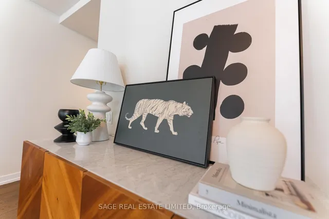 Additional image 21 of 95 Bathurst St Unit 516