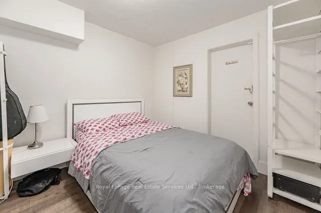 Additional image 17 of 925 King St