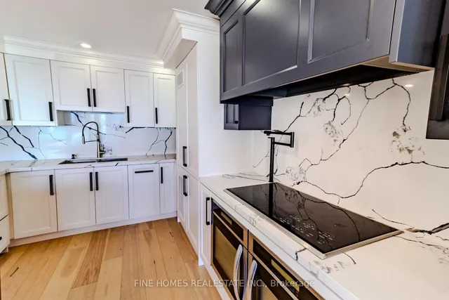 Additional image 23 of 55 Harbour Sq Unit 3213