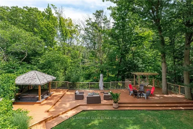 Additional image 35 of 39 Hilts Dr