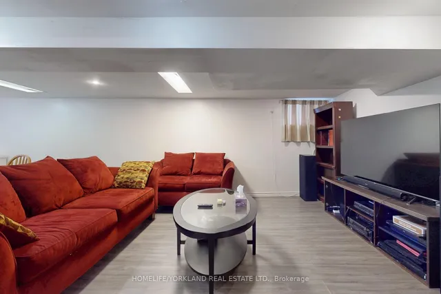 Additional image 20 of 30 Merrian Rd