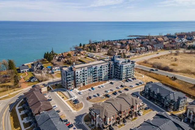 Additional image 44 of 600 North Service Rd Unit 613