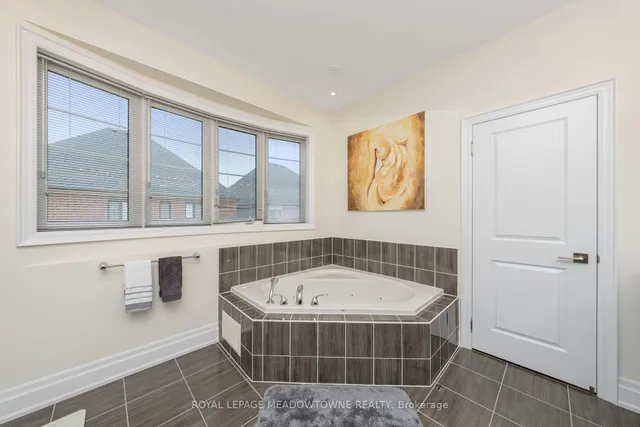 Additional image 15 of 23 Abigail Grace Cres