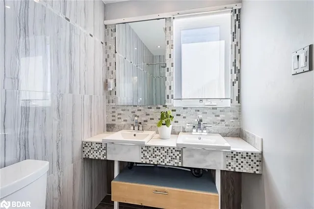 Additional image 24 of 450 Oaktree Cir