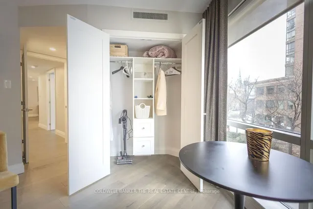 Additional image 22 of 1001 Bay St Unit 303