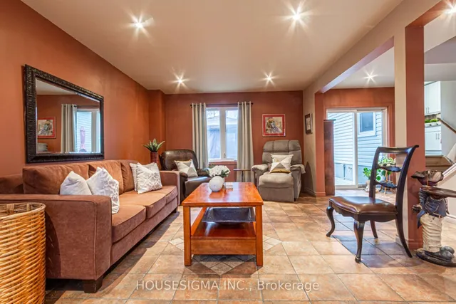 Additional image 3 of 899 Hazel St