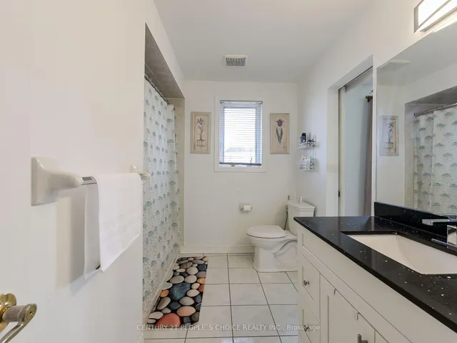 Additional image 31 of 6963 Amour Terr