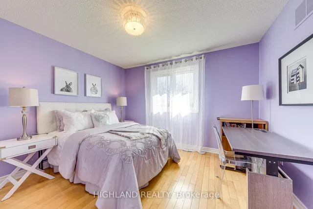 Additional image 34 of 1012 Glenbrook Ave