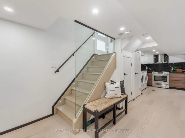 Additional image 35 of 186 Oak Park Ave