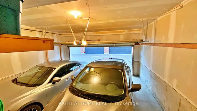 Additional image 27 of 664 Holly Ave