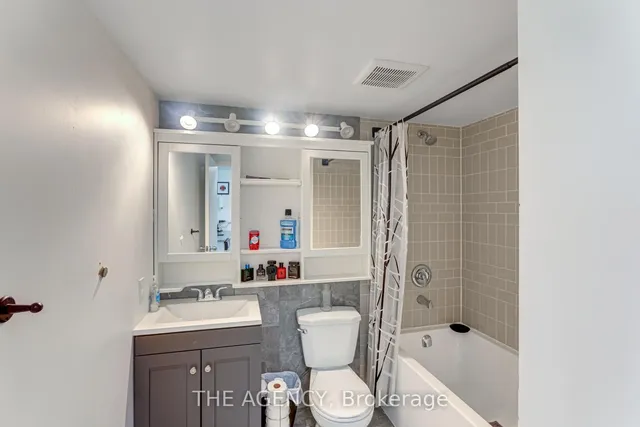 Additional image 11 of 10 Queens Quay Unit 1113