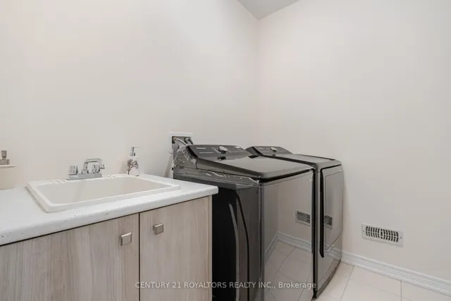 Additional image 45 of 1 Moorcroft Pl