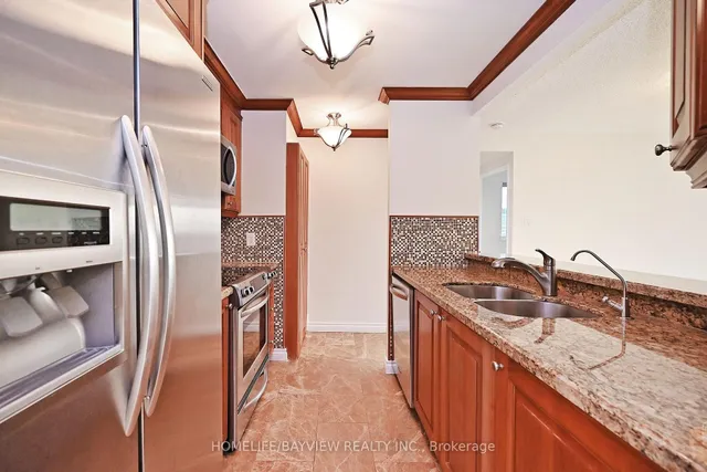 Additional image 21 of 1055 Bay St Unit 1111