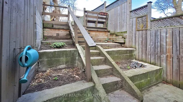 Additional image 37 of 92 Walpole Ave