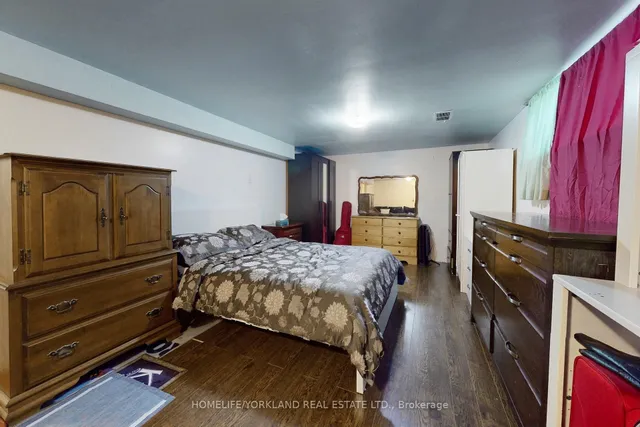 Additional image 32 of 30 Merrian Rd