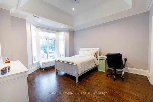 Additional image 25 of 48 Hurlingham Cres