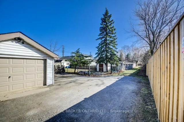 Additional image 32 of 458 Upper Wentworth St