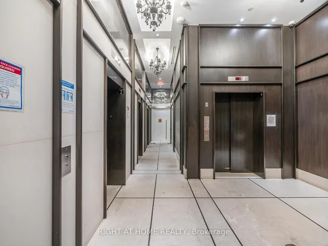 Additional image 6 of 197 Yonge St Unit 5607